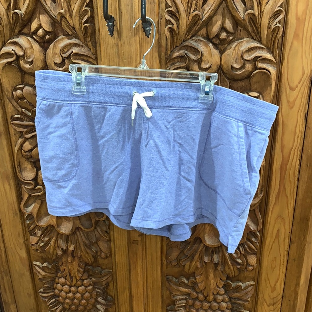 EUC Eddie Bauer XXL sweat shorts blue with pockets.